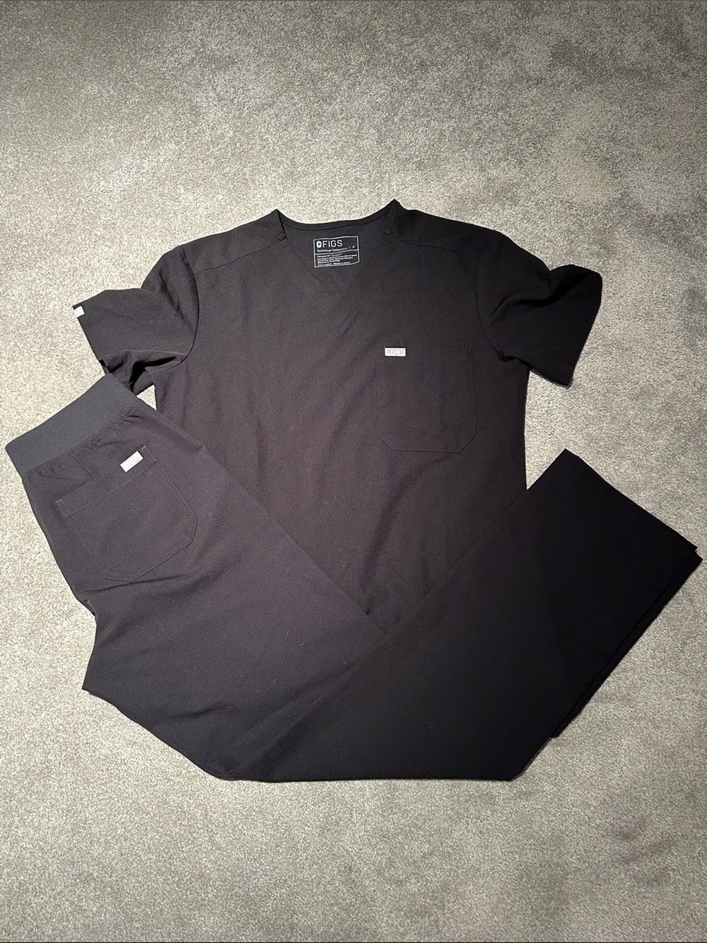 Figs Black Medical Scrub Tee & Pants Set